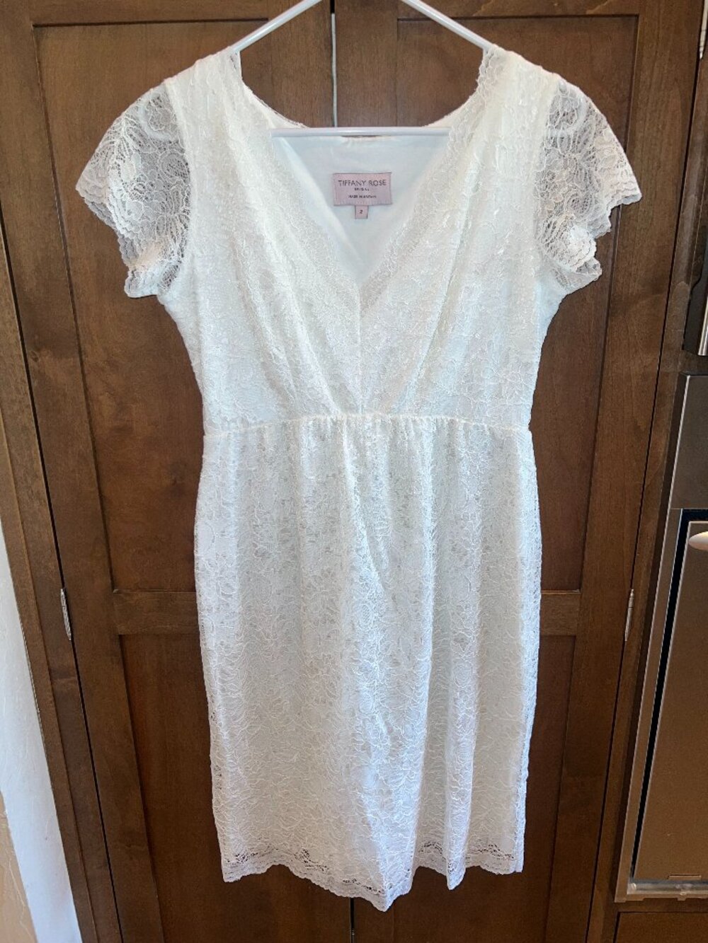 Rare Tiffany Rose Ivory Lace VNeck Short Maternity Bridal Wedding Dress Size 6-8